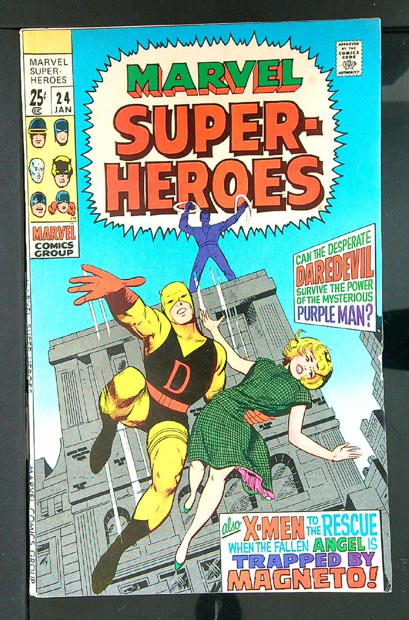 Cover of Marvel Super-Heroes (Vol 1) #24. One of 250,000 Vintage American Comics on sale from Krypton!