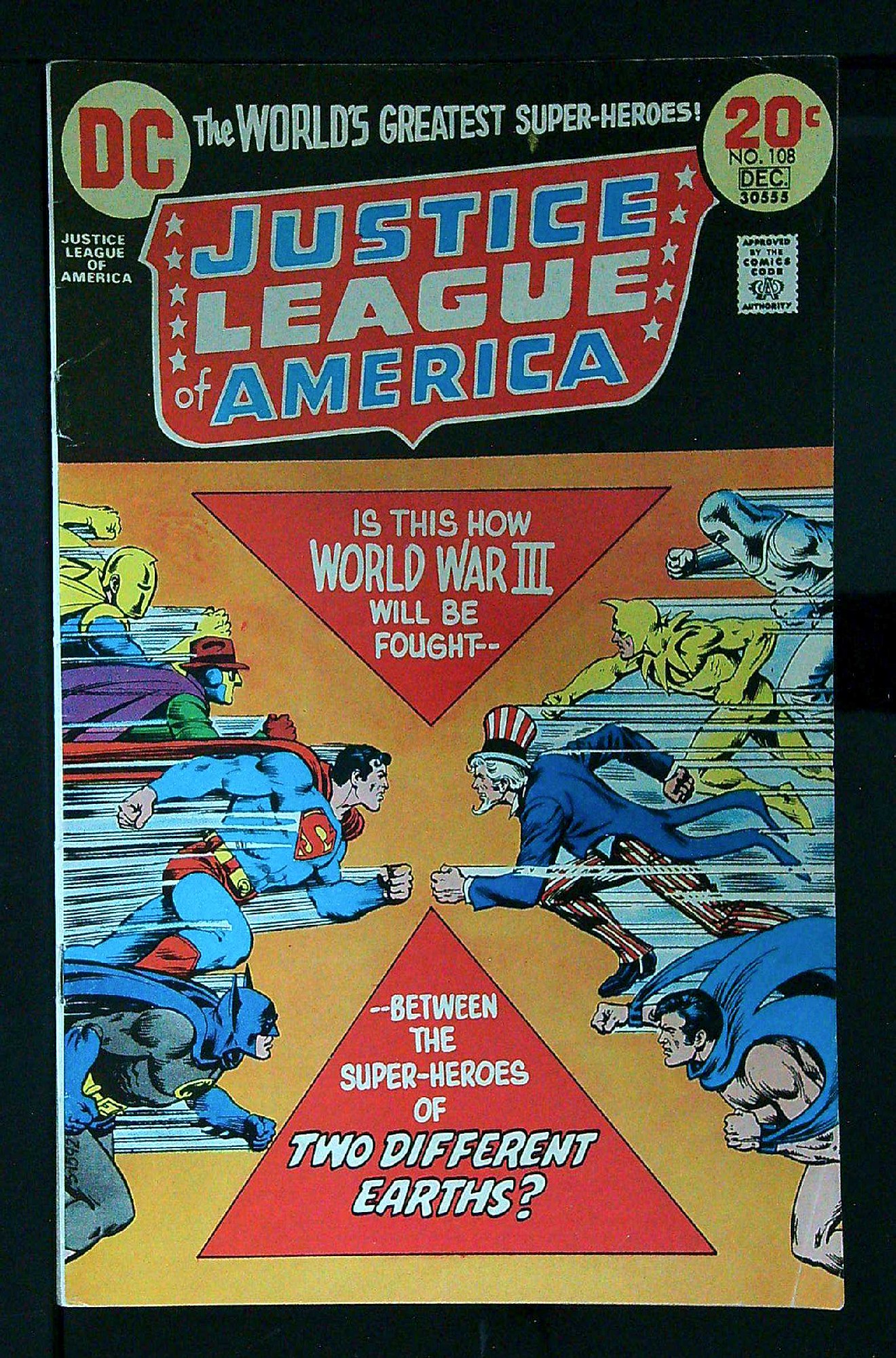Cover of Justice League of America (Vol 1) #108. One of 250,000 Vintage American Comics on sale from Krypton!