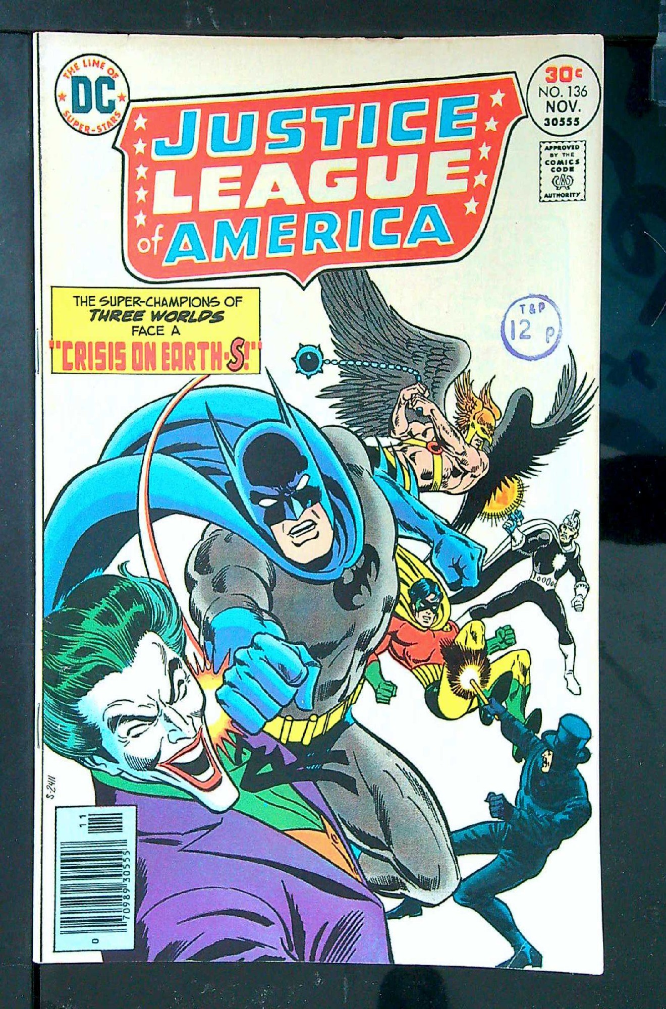 Cover of Justice League of America (Vol 1) #136. One of 250,000 Vintage American Comics on sale from Krypton!