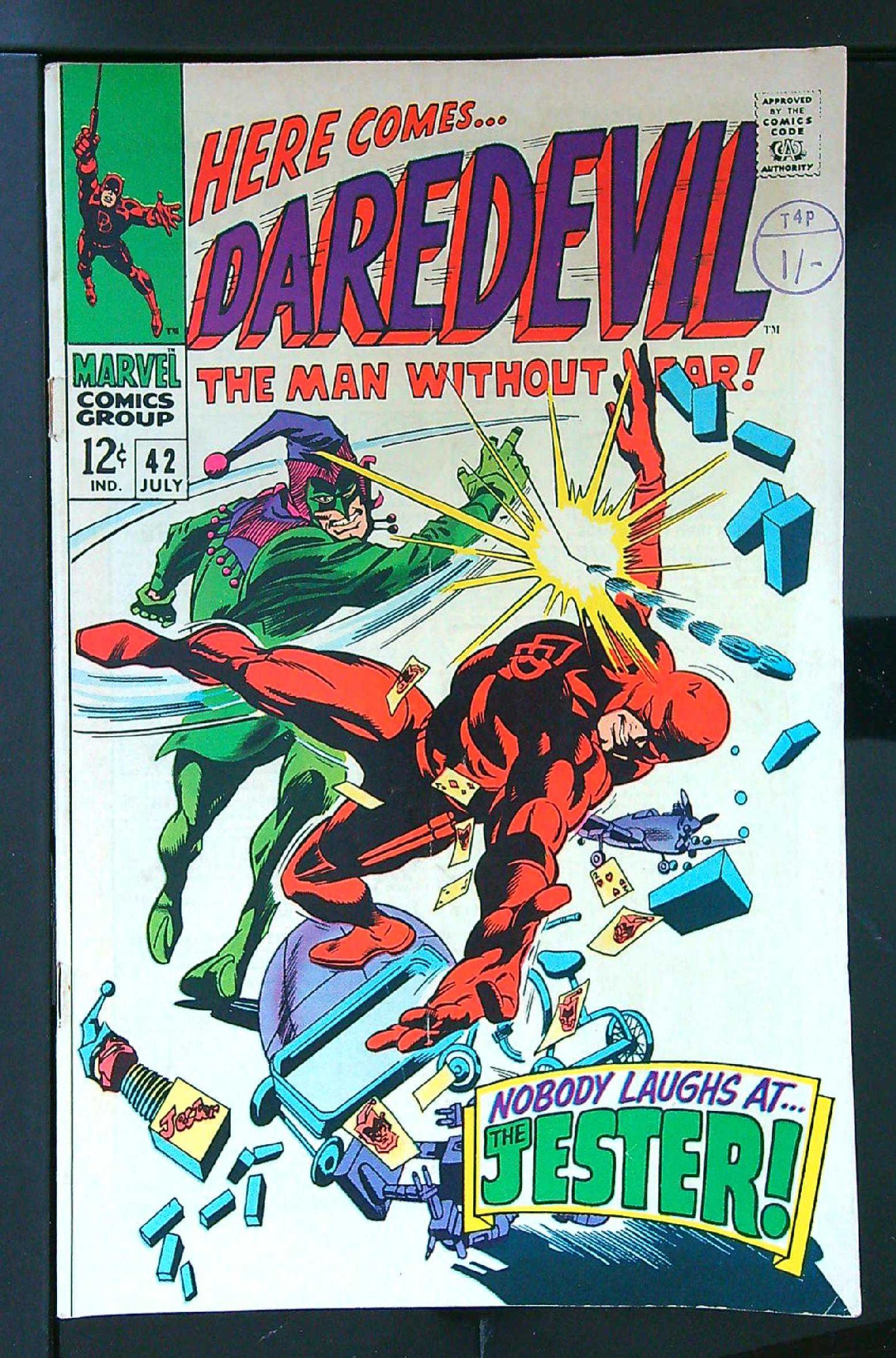 Cover of Daredevil (Vol 1) #42. One of 250,000 Vintage American Comics on sale from Krypton!