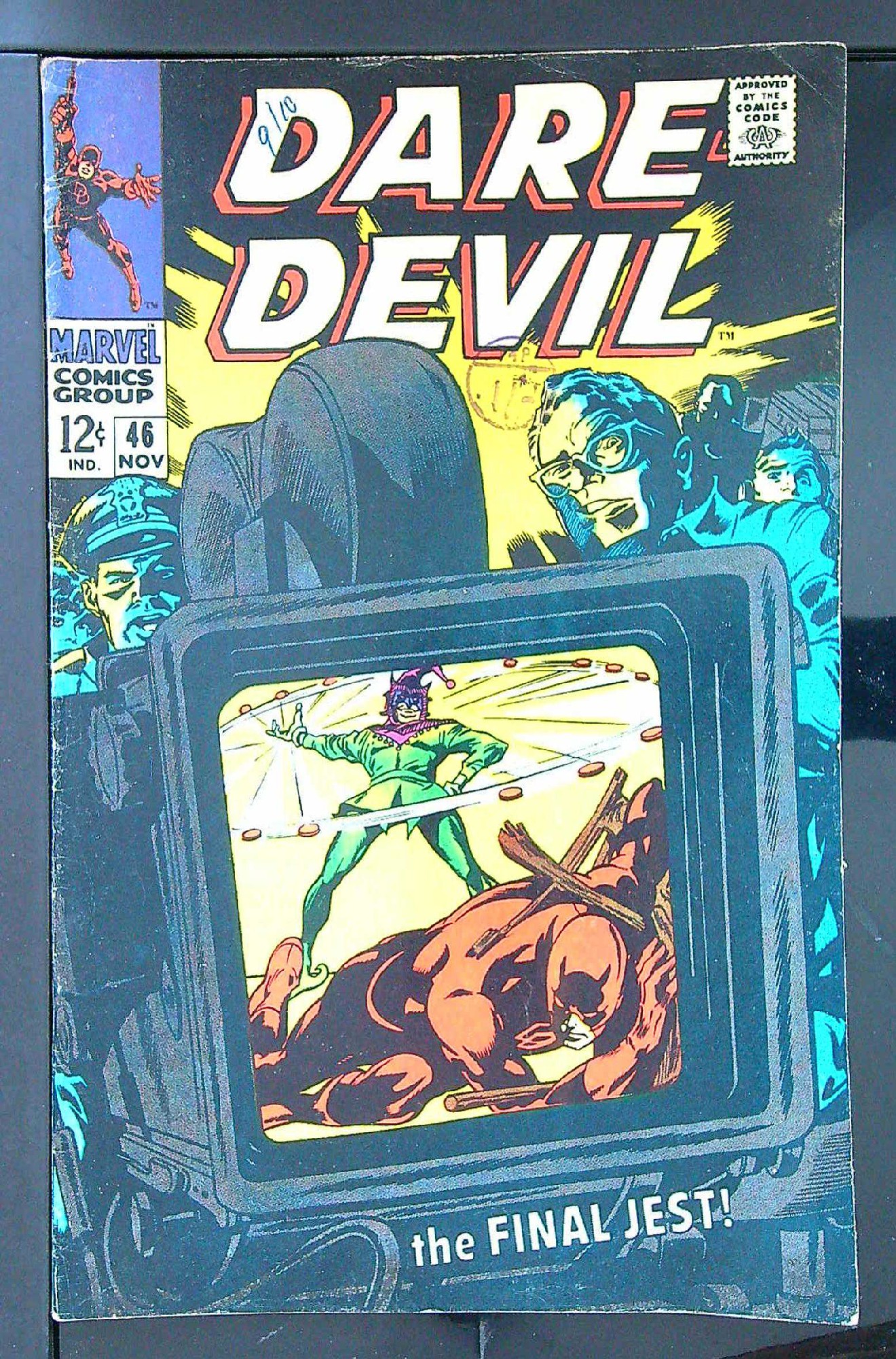 Cover of Daredevil (Vol 1) #46. One of 250,000 Vintage American Comics on sale from Krypton!