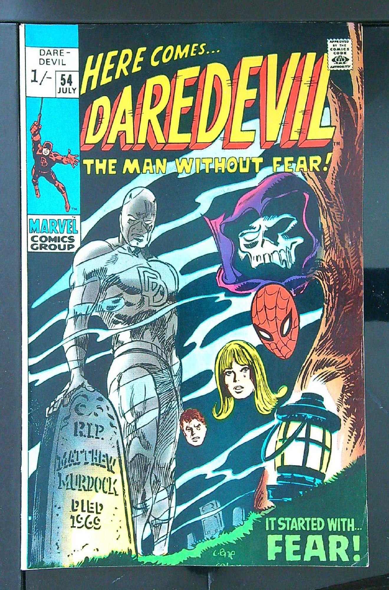 Cover of Daredevil (Vol 1) #54. One of 250,000 Vintage American Comics on sale from Krypton!