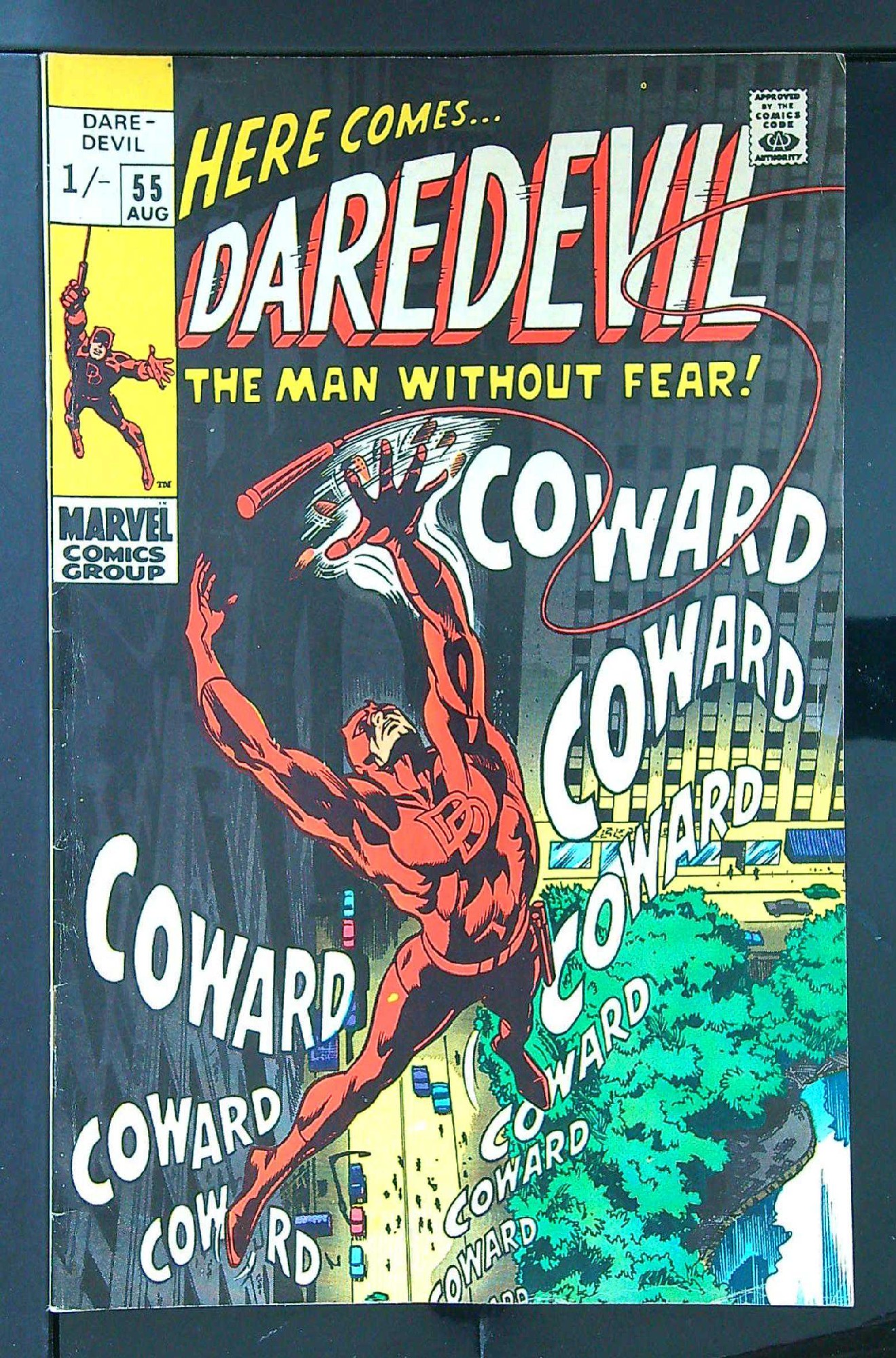 Cover of Daredevil (Vol 1) #55. One of 250,000 Vintage American Comics on sale from Krypton!