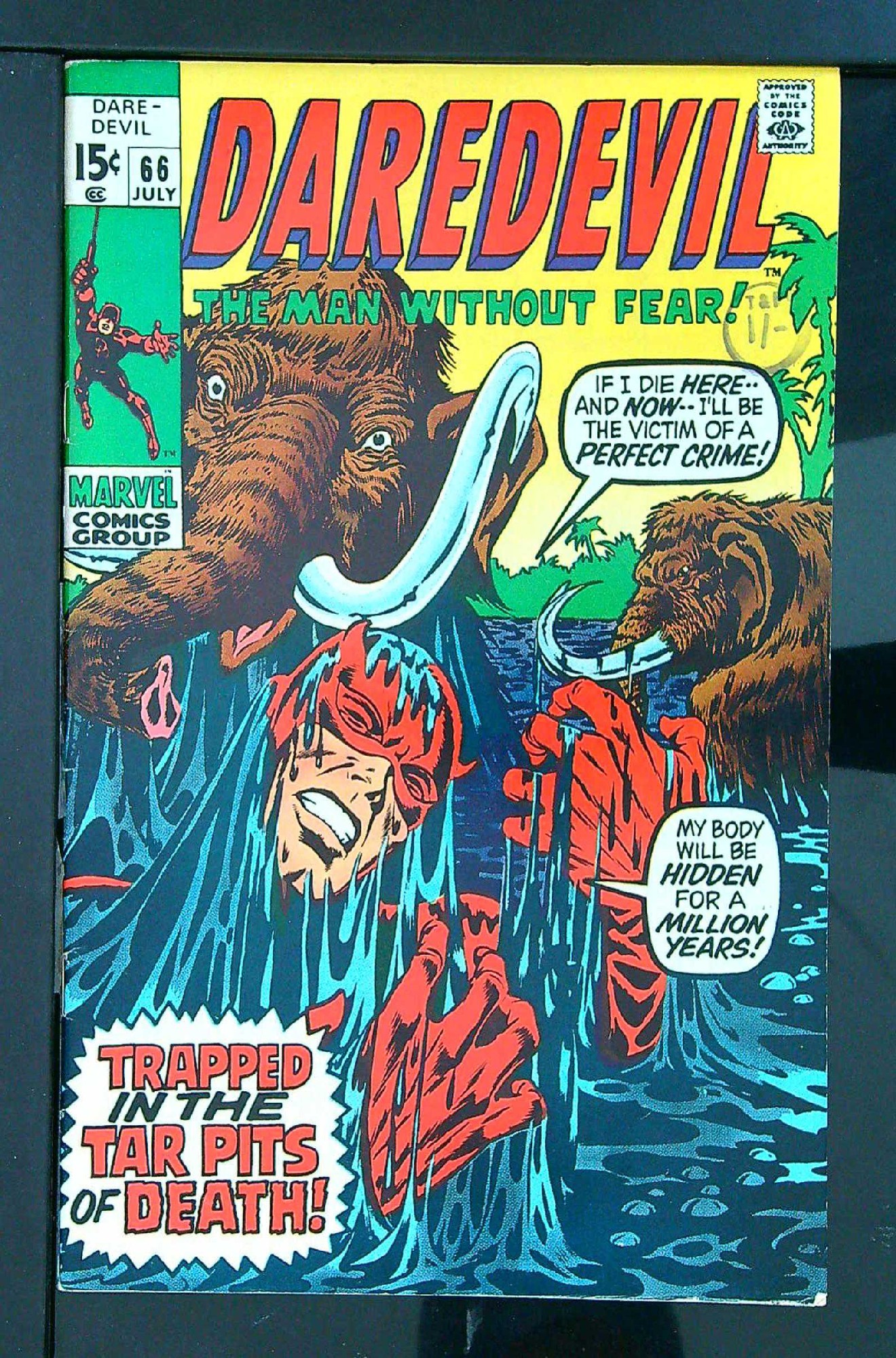 Cover of Daredevil (Vol 1) #66. One of 250,000 Vintage American Comics on sale from Krypton!