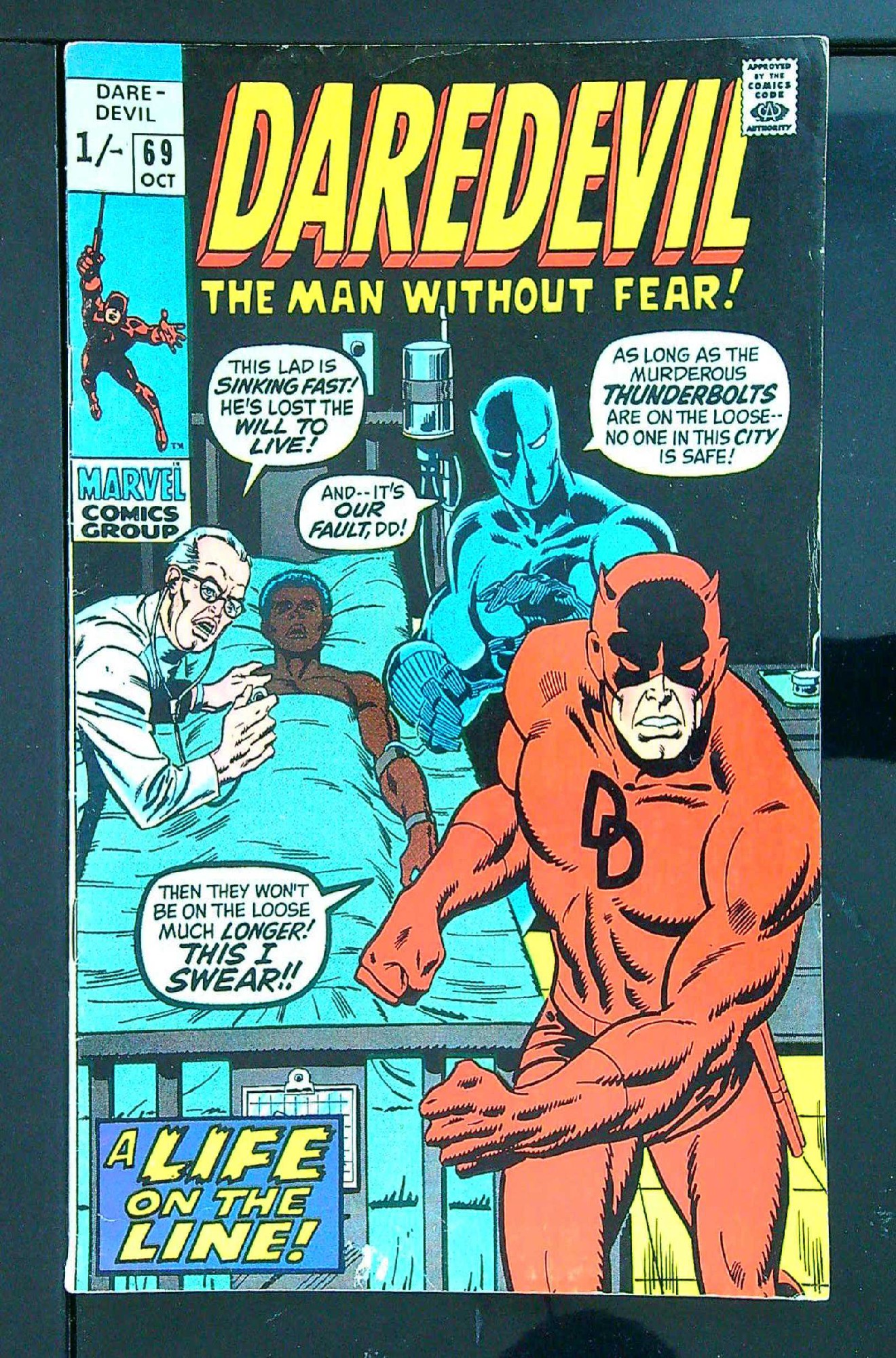 Cover of Daredevil (Vol 1) #69. One of 250,000 Vintage American Comics on sale from Krypton!