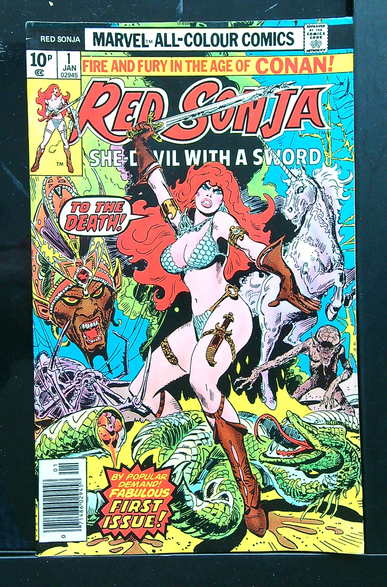 Cover of Red Sonja (Vol 1) She-devil with a Sword #1. One of 250,000 Vintage American Comics on sale from Krypton!
