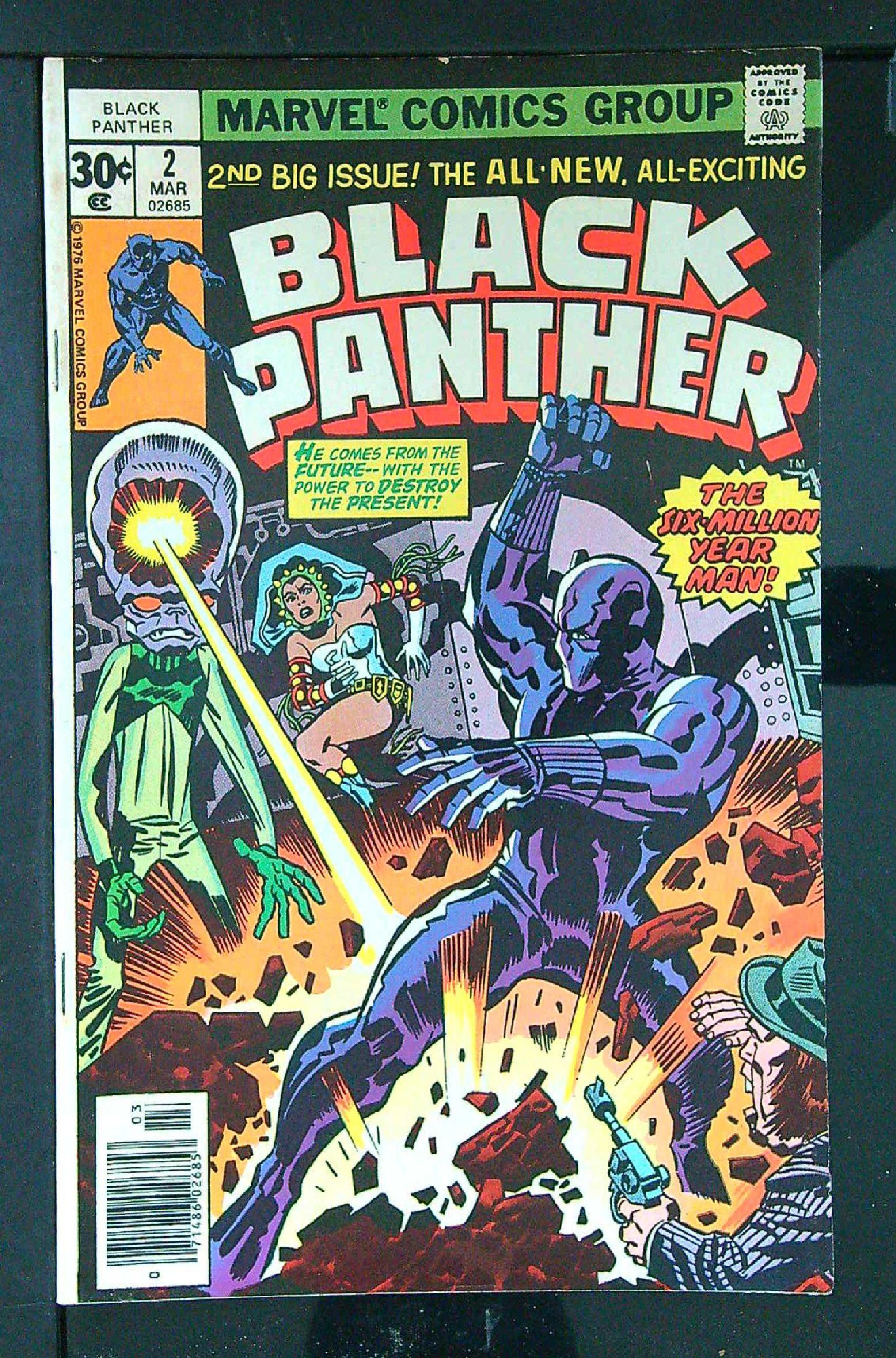 Cover of Black Panther (Vol 1) #2. One of 250,000 Vintage American Comics on sale from Krypton!