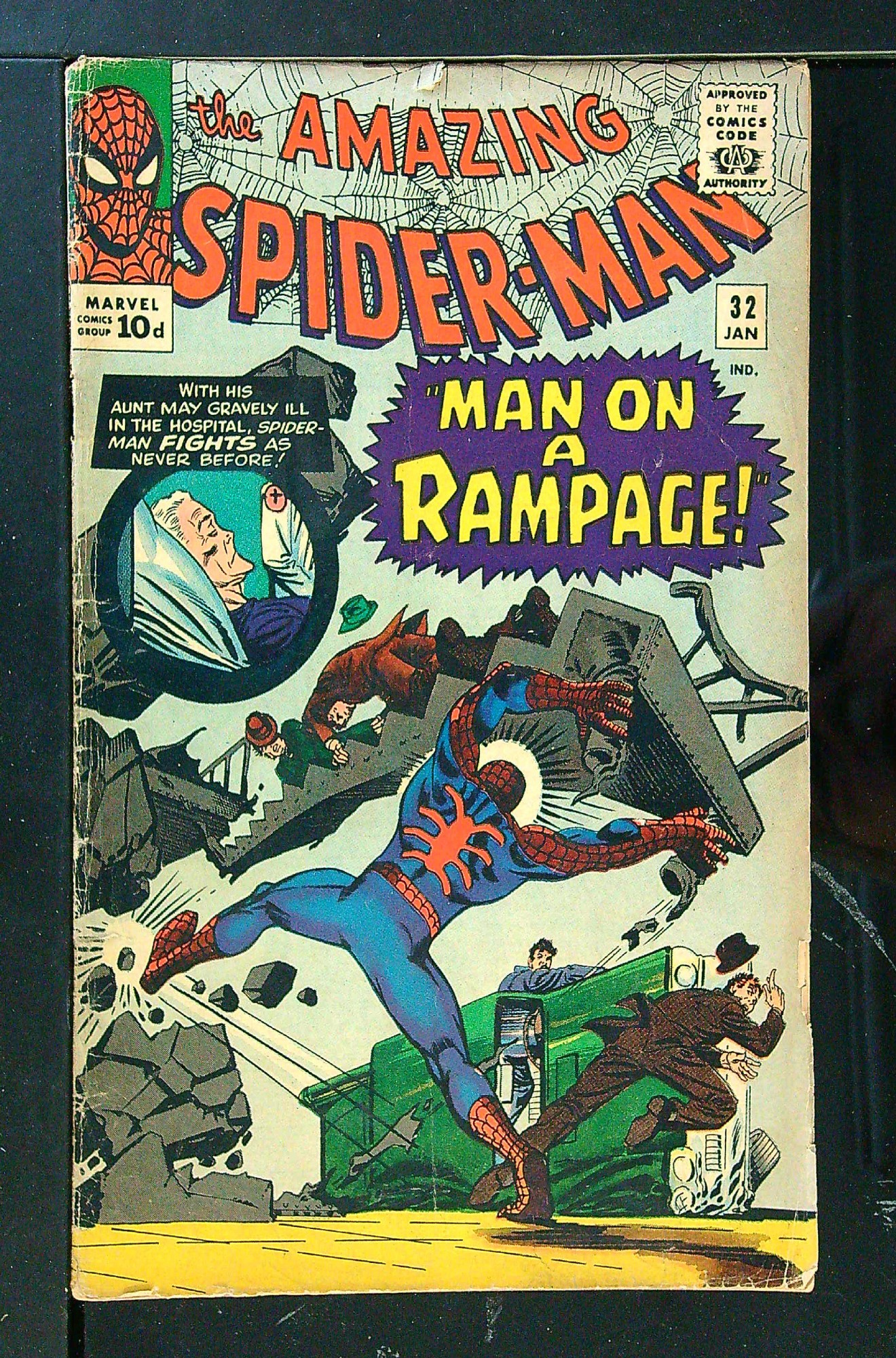 ACTUAL SCAN OF COMIC!<br>Detatched upper staple- See Scan Cover of Amazing Spider-Man (Vol 1) #32. One of 250,000 Vintage American Comics on sale from Krypton!