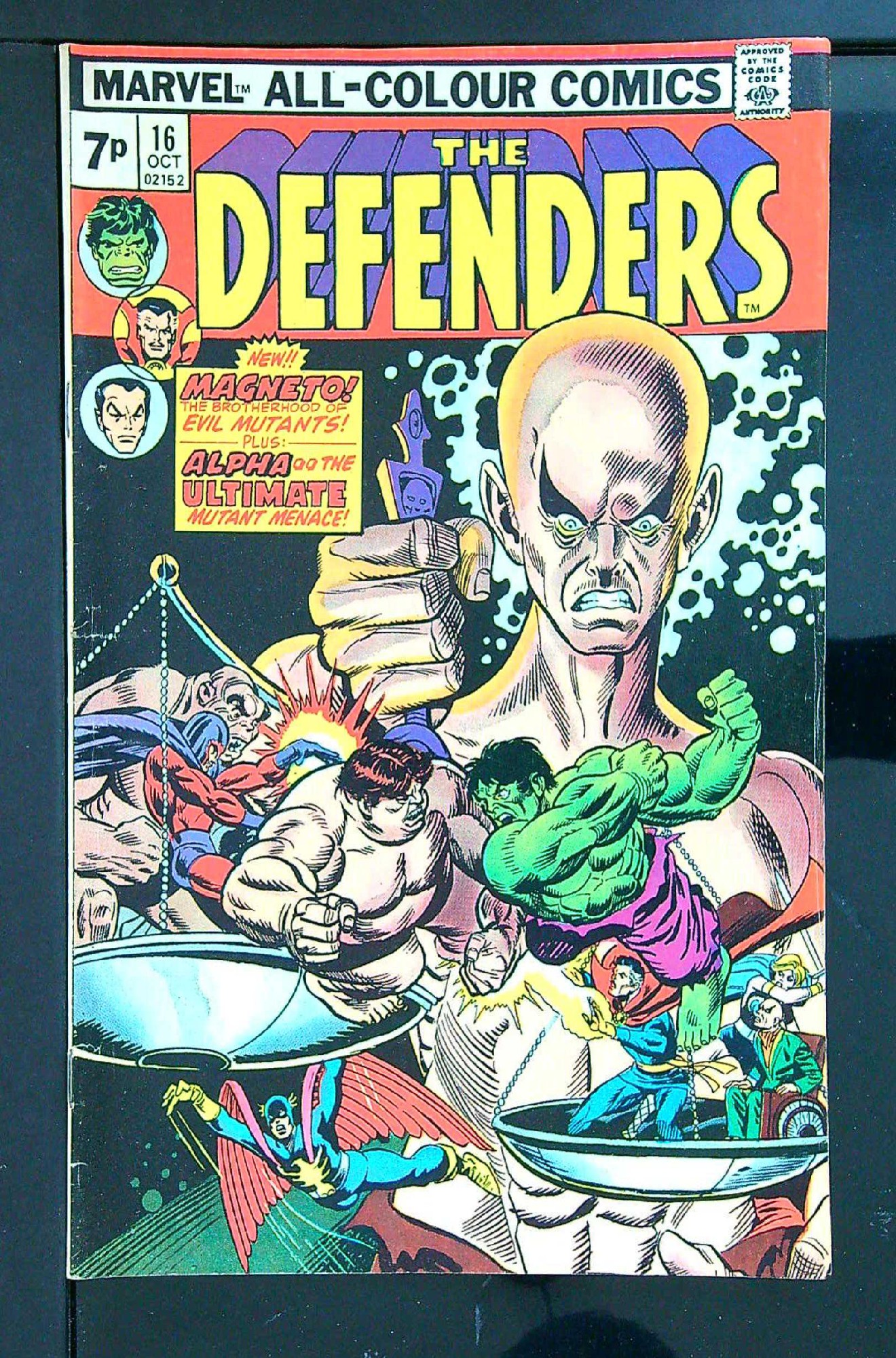 Cover of Defenders (Vol 1) #16. One of 250,000 Vintage American Comics on sale from Krypton!