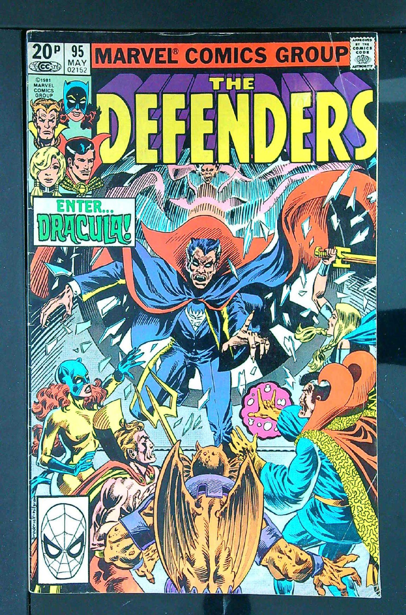 Cover of Defenders (Vol 1) #95. One of 250,000 Vintage American Comics on sale from Krypton!