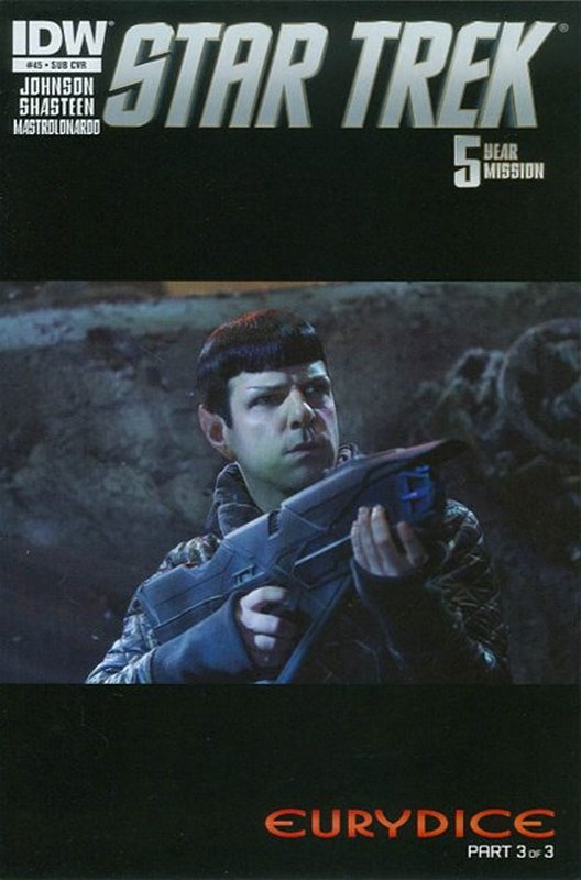 Cover of Star Trek (IDW Ongoing) #45. One of 250,000 Vintage American Comics on sale from Krypton!