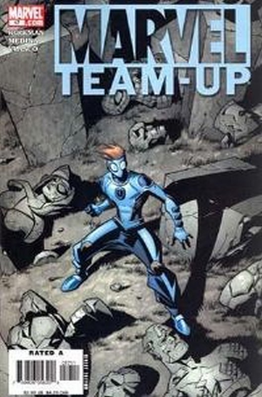Cover of Marvel Team-up (Vol 3) #17. One of 250,000 Vintage American Comics on sale from Krypton!