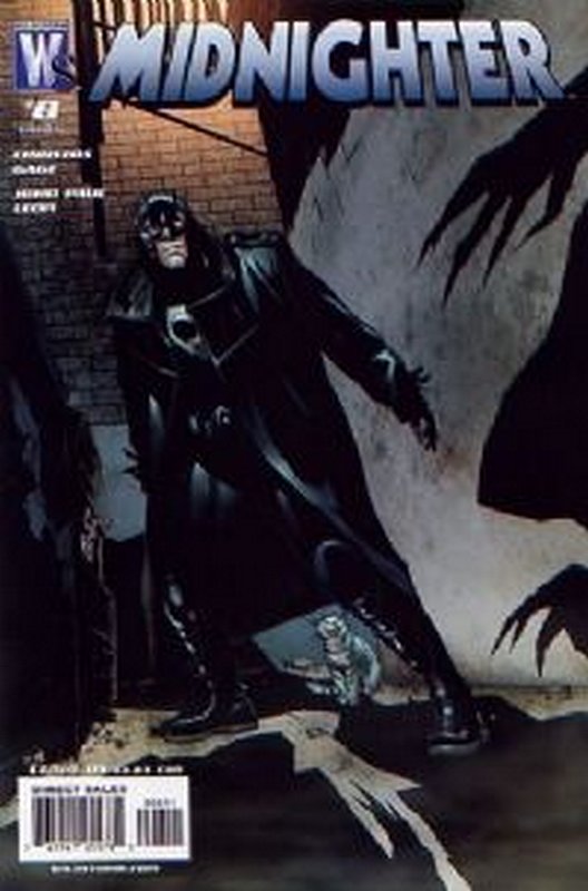Cover of Midnighter (Vol 1) #8. One of 250,000 Vintage American Comics on sale from Krypton!