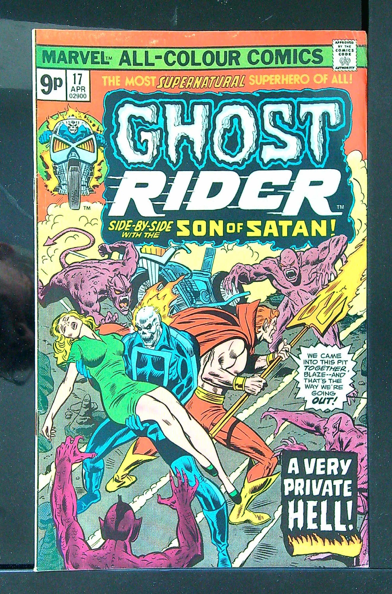 Cover of Ghost Rider (Vol 1) #17. One of 250,000 Vintage American Comics on sale from Krypton!