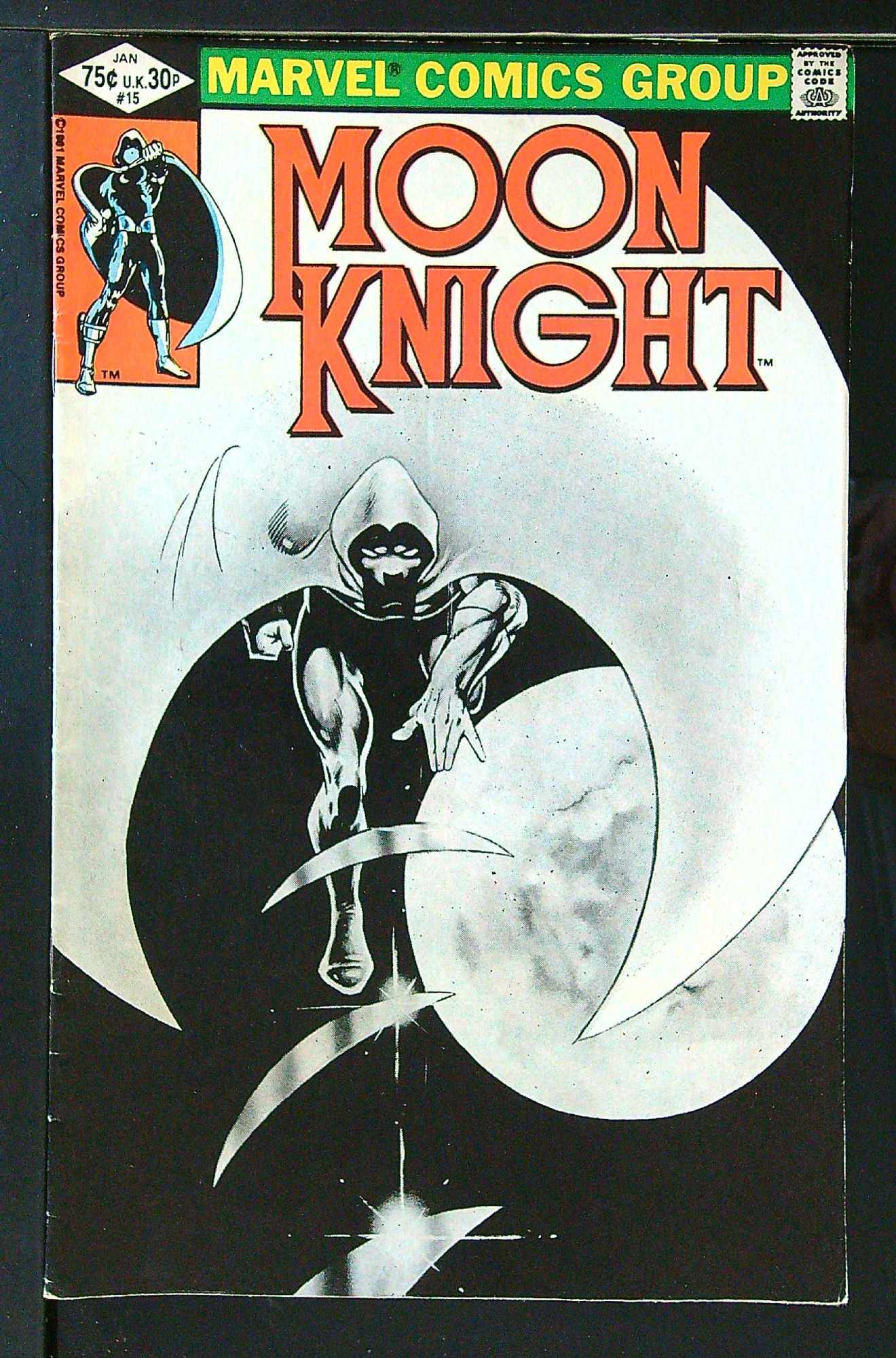 Cover of Moon Knight (Vol 1) #15. One of 250,000 Vintage American Comics on sale from Krypton!