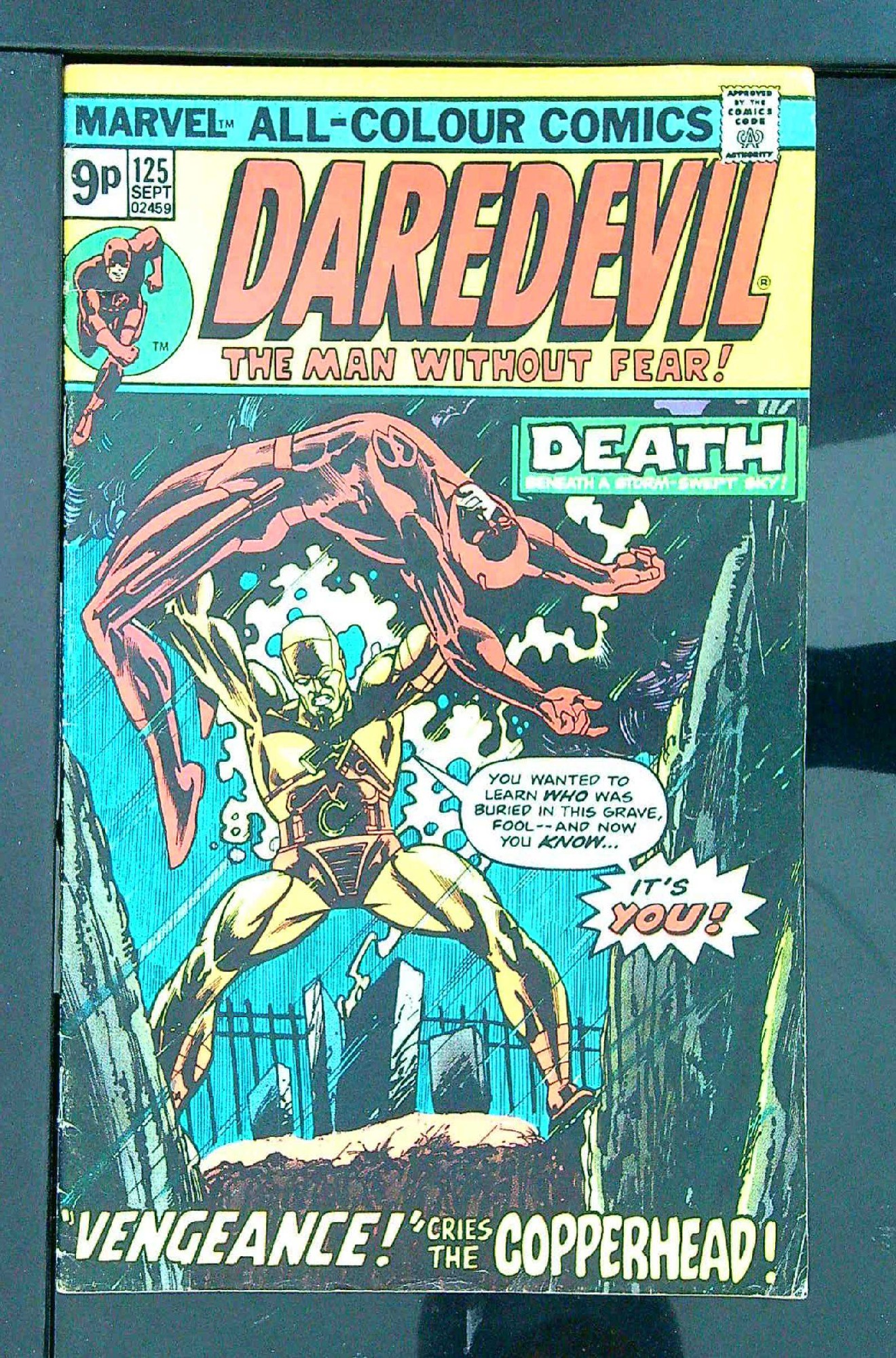 Cover of Daredevil (Vol 1) #125. One of 250,000 Vintage American Comics on sale from Krypton!