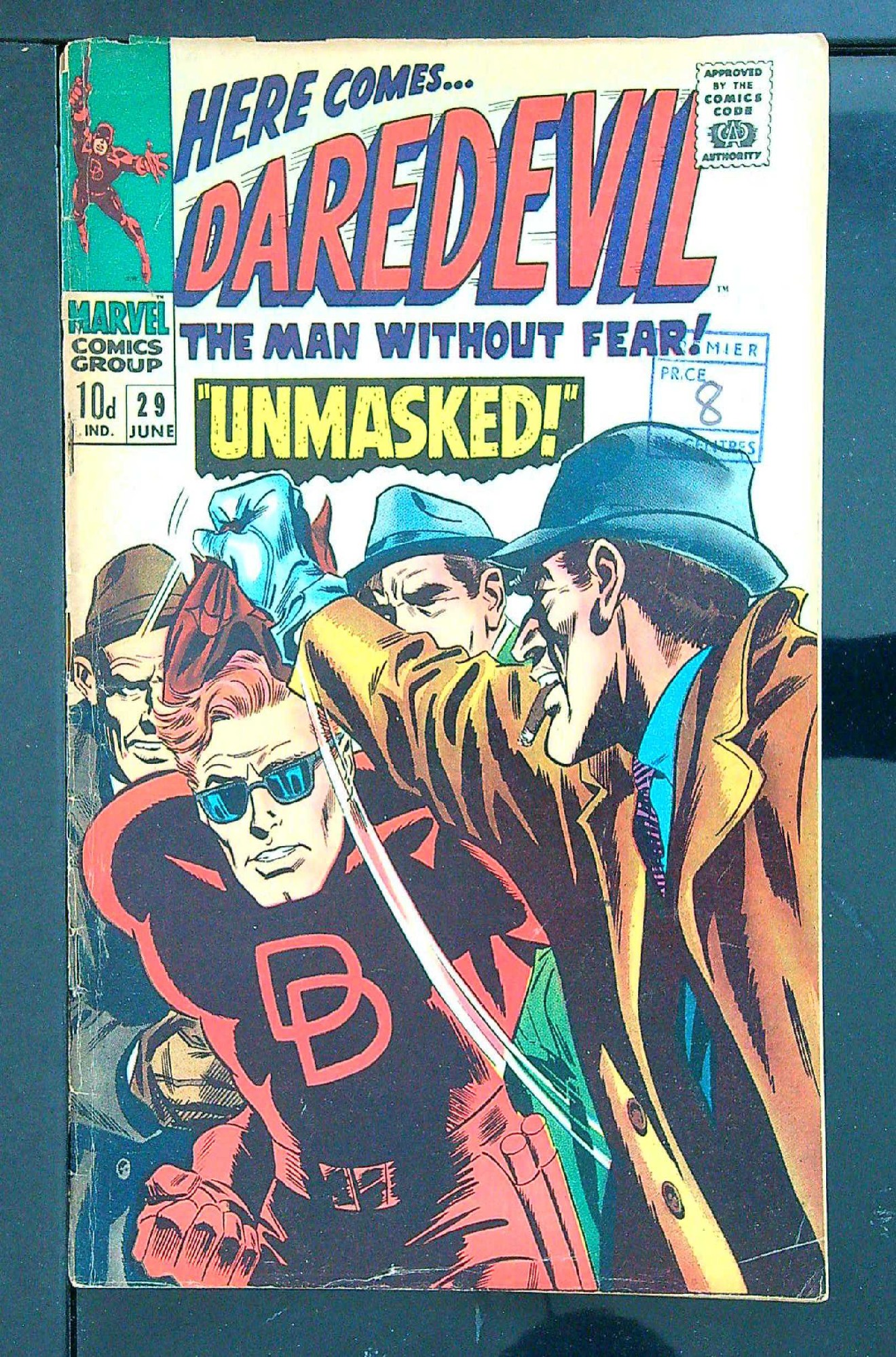 Cover of Daredevil (Vol 1) #29. One of 250,000 Vintage American Comics on sale from Krypton!