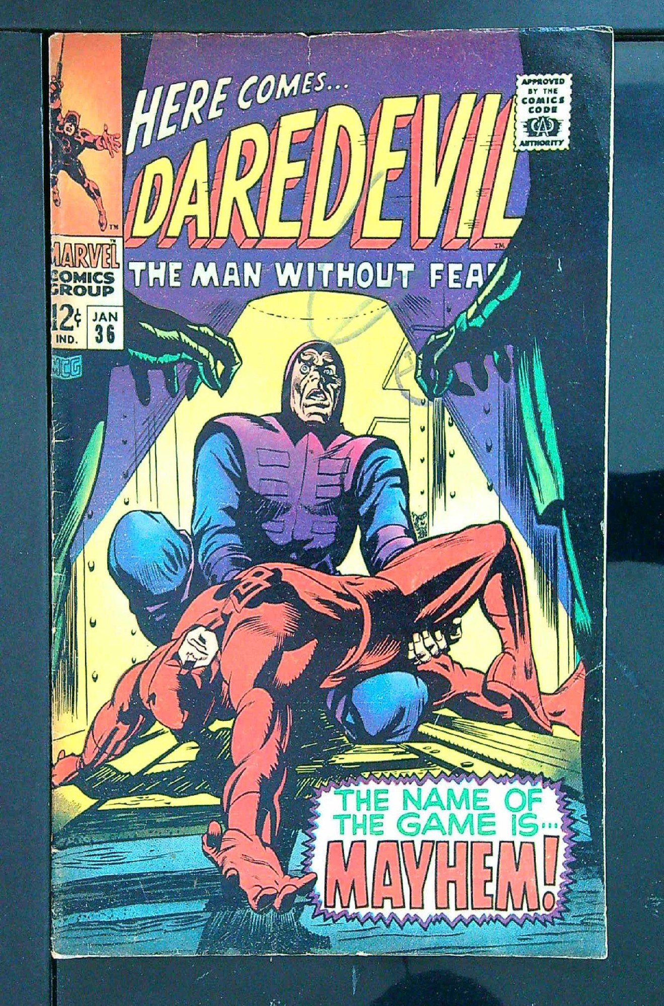 Cover of Daredevil (Vol 1) #36. One of 250,000 Vintage American Comics on sale from Krypton!
