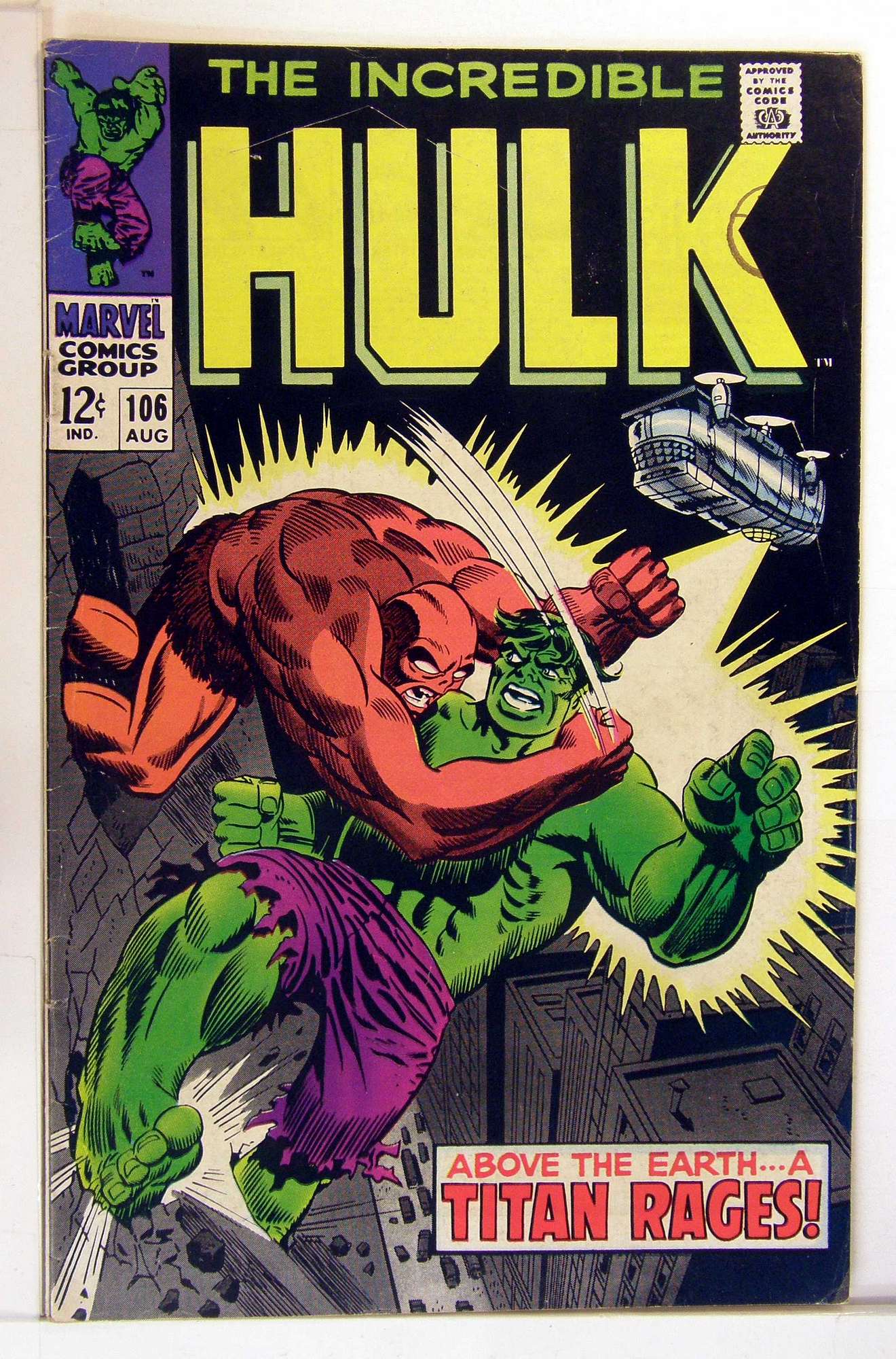 Cover of Incredible Hulk (Vol 2) #106. One of 250,000 Vintage American Comics on sale from Krypton!