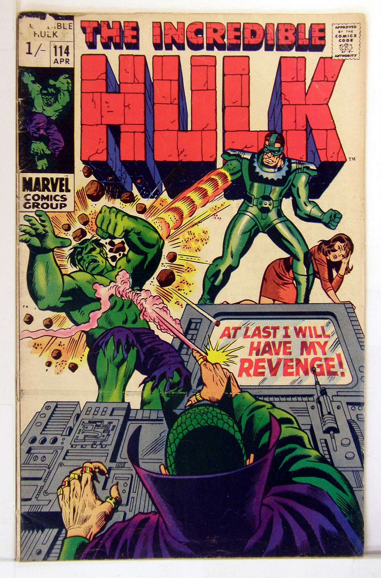 Cover of Incredible Hulk (Vol 2) #114. One of 250,000 Vintage American Comics on sale from Krypton!