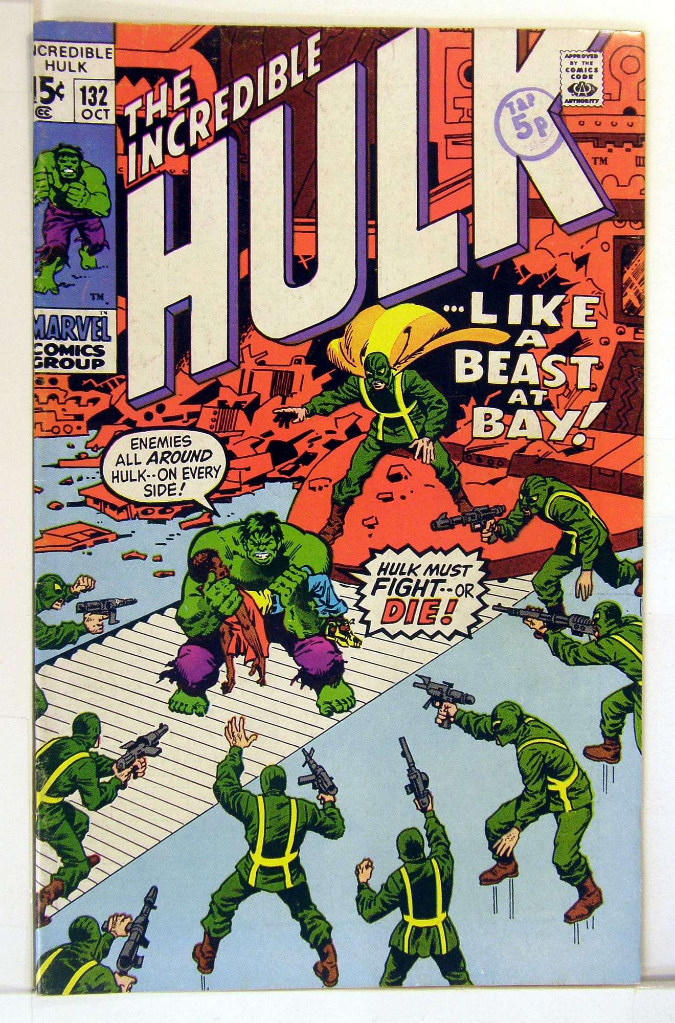 Cover of Incredible Hulk (Vol 2) #132. One of 250,000 Vintage American Comics on sale from Krypton!