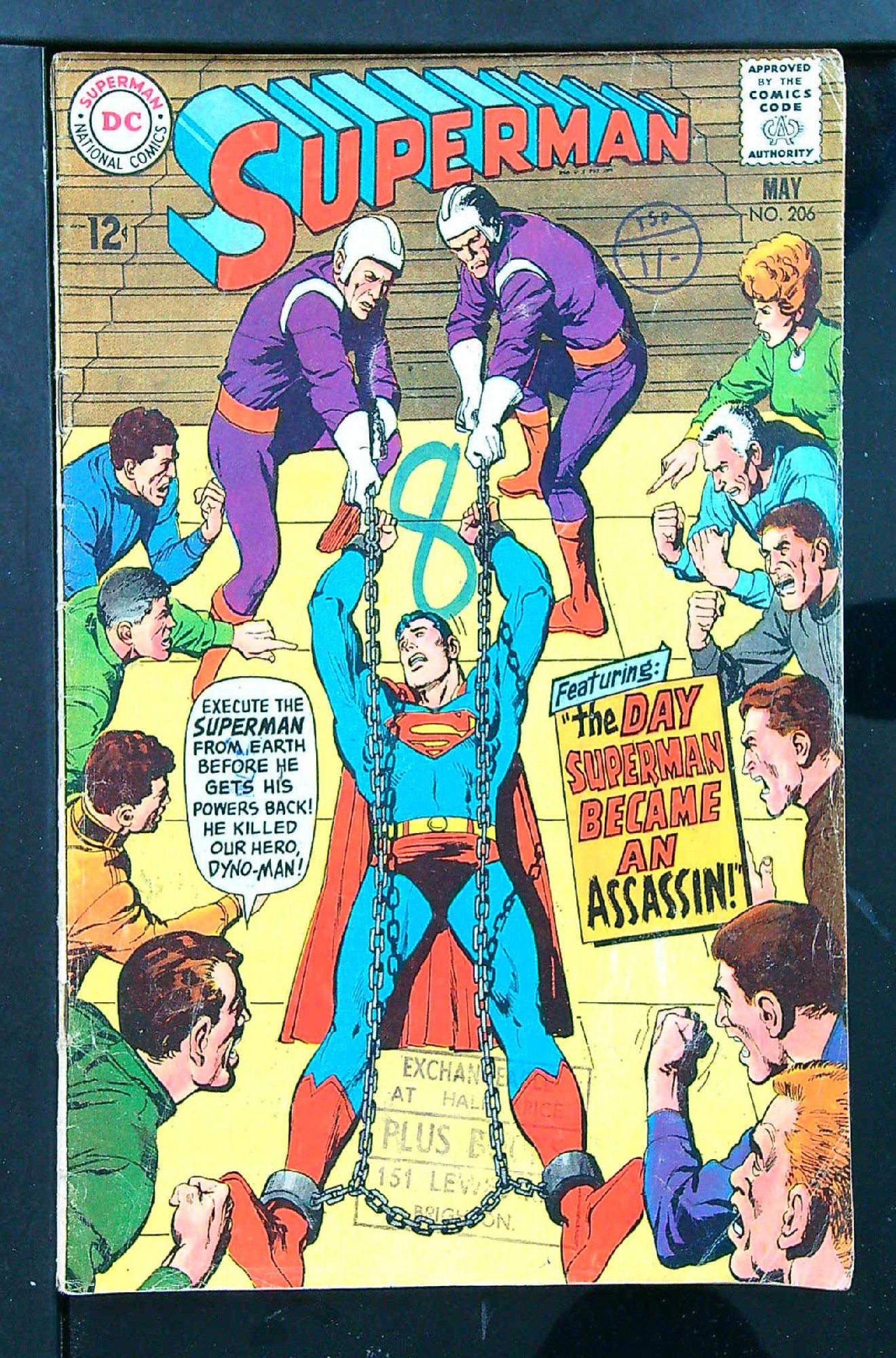 Cover of Superman (Vol 1) #206. One of 250,000 Vintage American Comics on sale from Krypton!