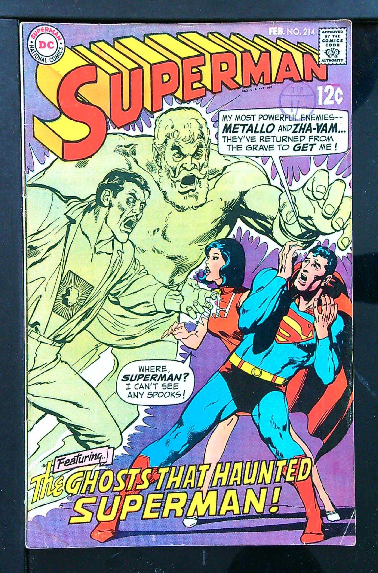 Cover of Superman (Vol 1) #214. One of 250,000 Vintage American Comics on sale from Krypton!
