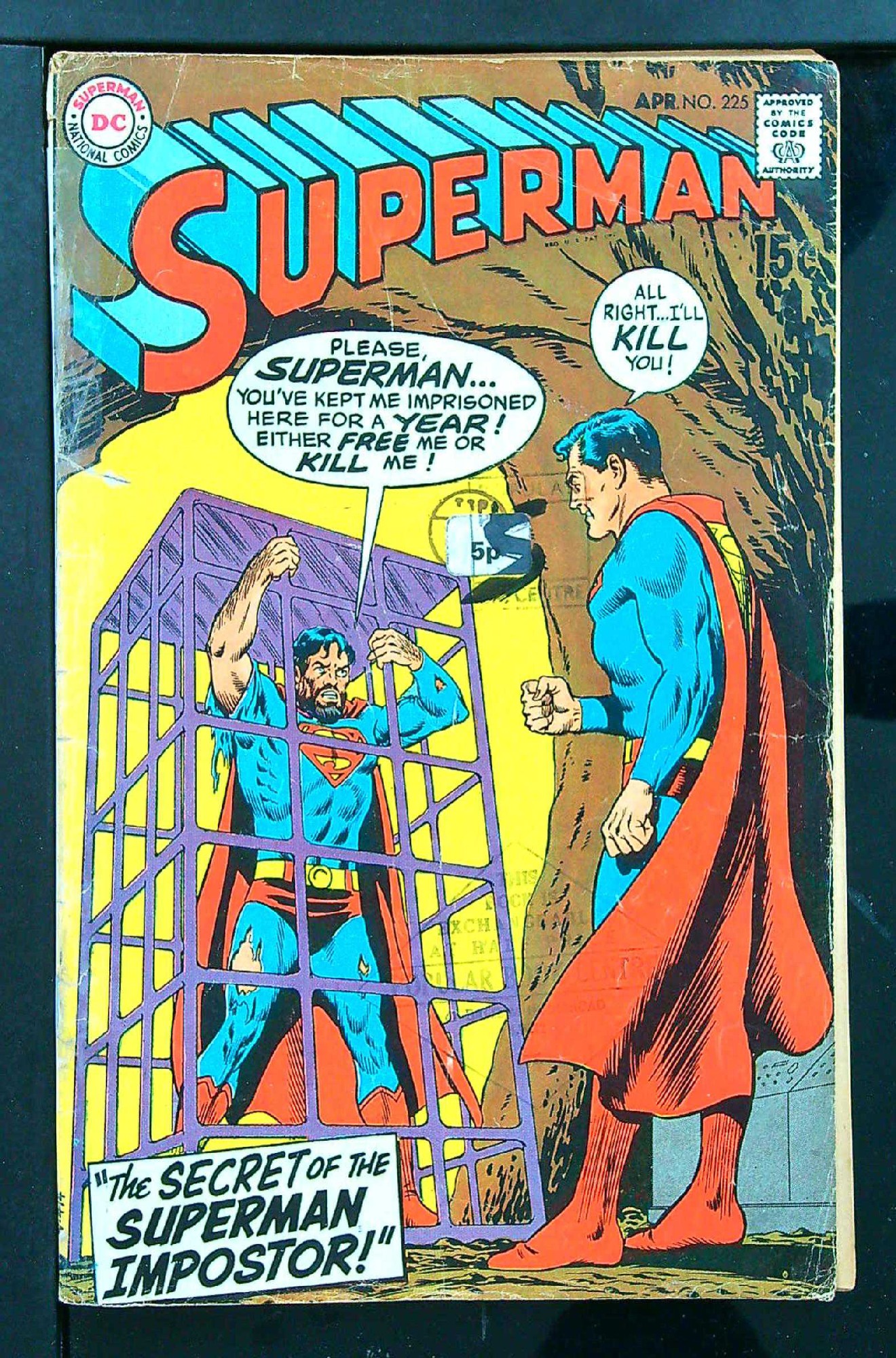 Cover of Superman (Vol 1) #225. One of 250,000 Vintage American Comics on sale from Krypton!