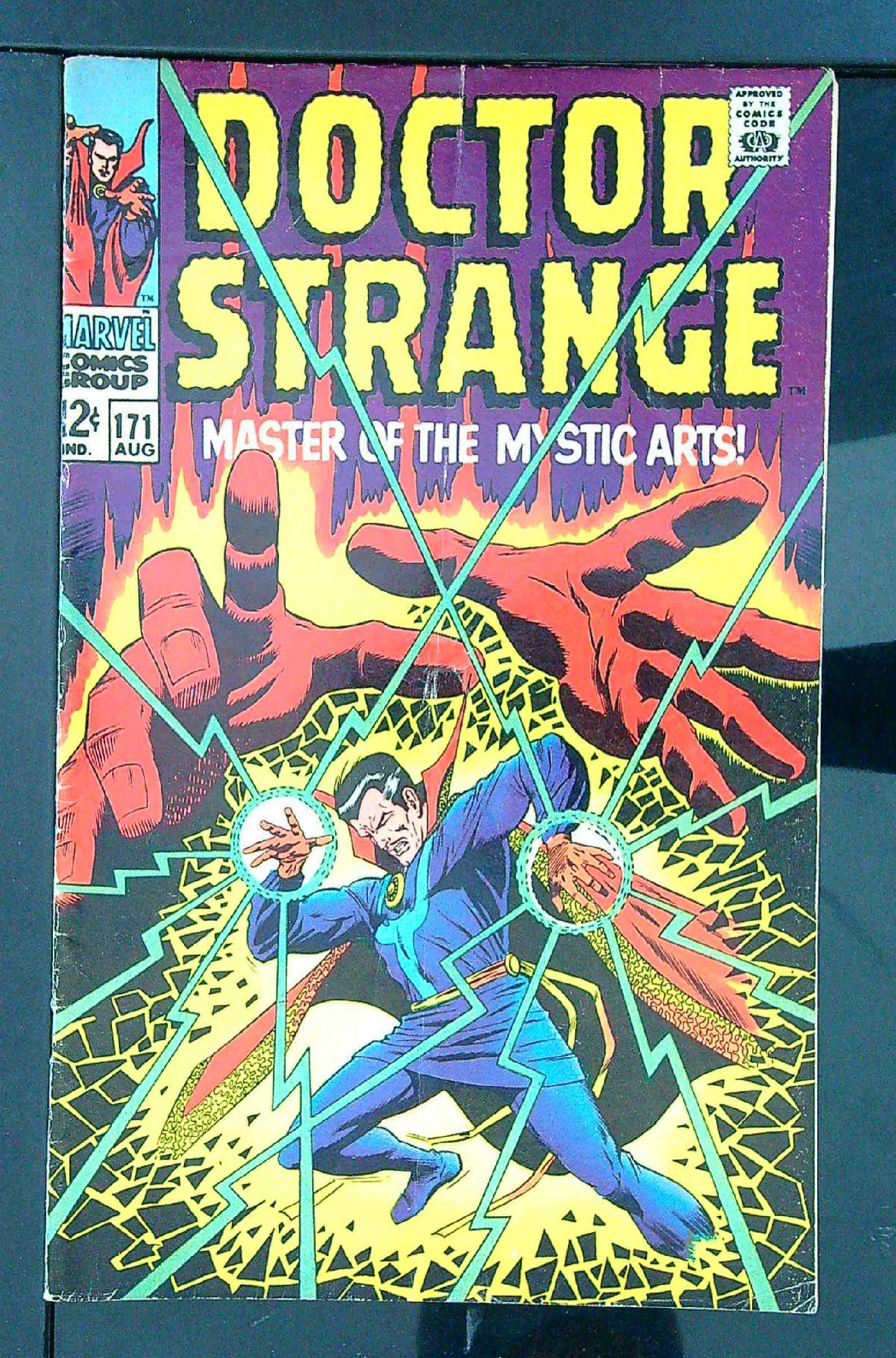 Cover of Doctor Strange (Vol 1) #171. One of 250,000 Vintage American Comics on sale from Krypton!