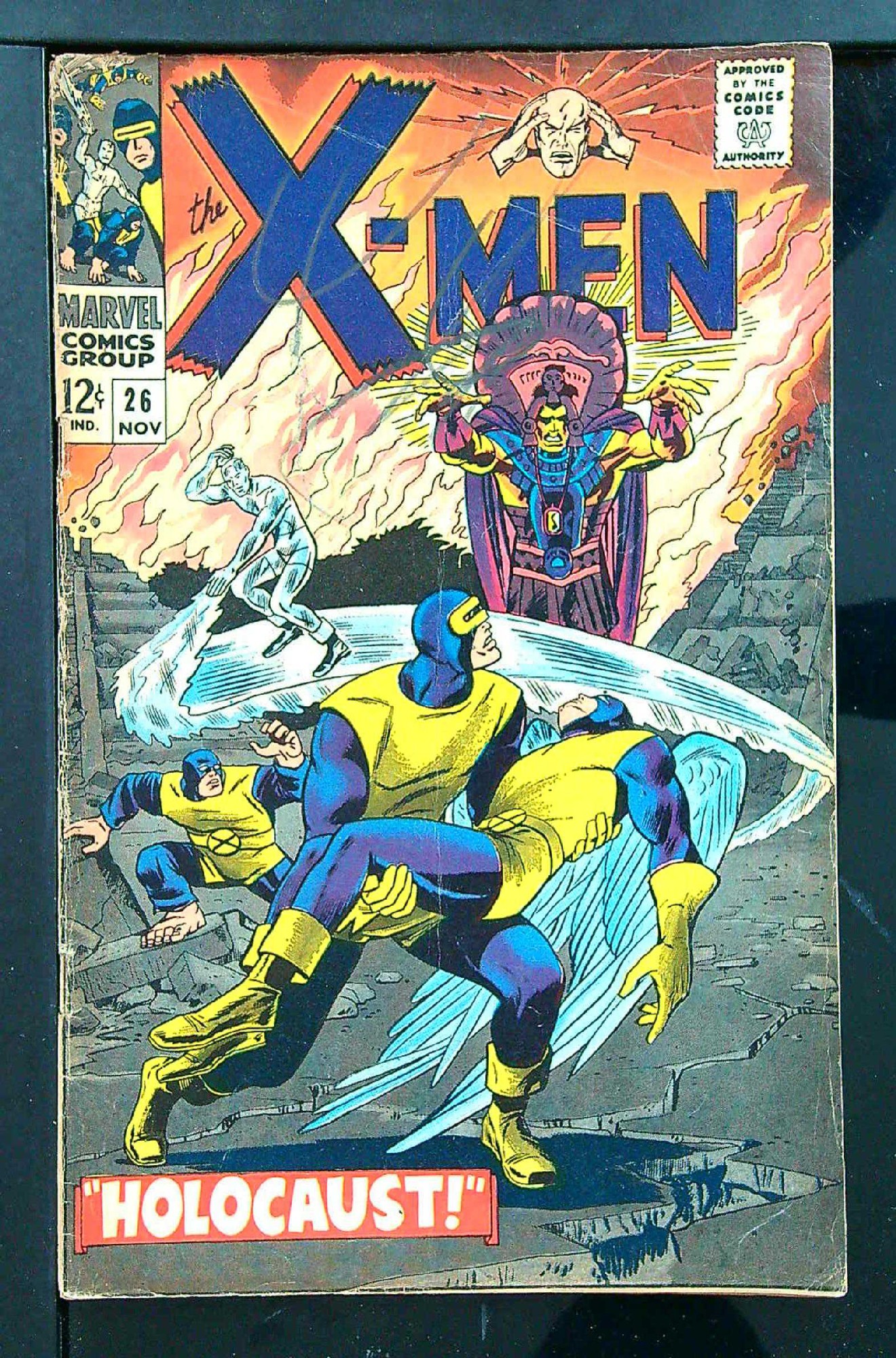 Cover of Uncanny X-Men (Vol 1) #26. One of 250,000 Vintage American Comics on sale from Krypton!