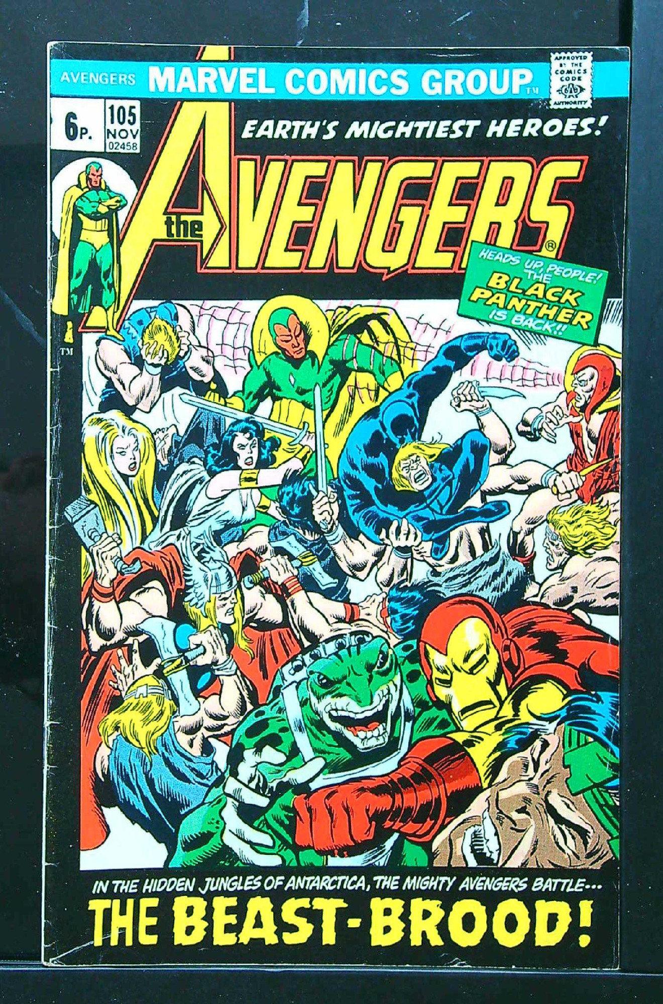 Cover of Avengers (Vol 1) #105. One of 250,000 Vintage American Comics on sale from Krypton!