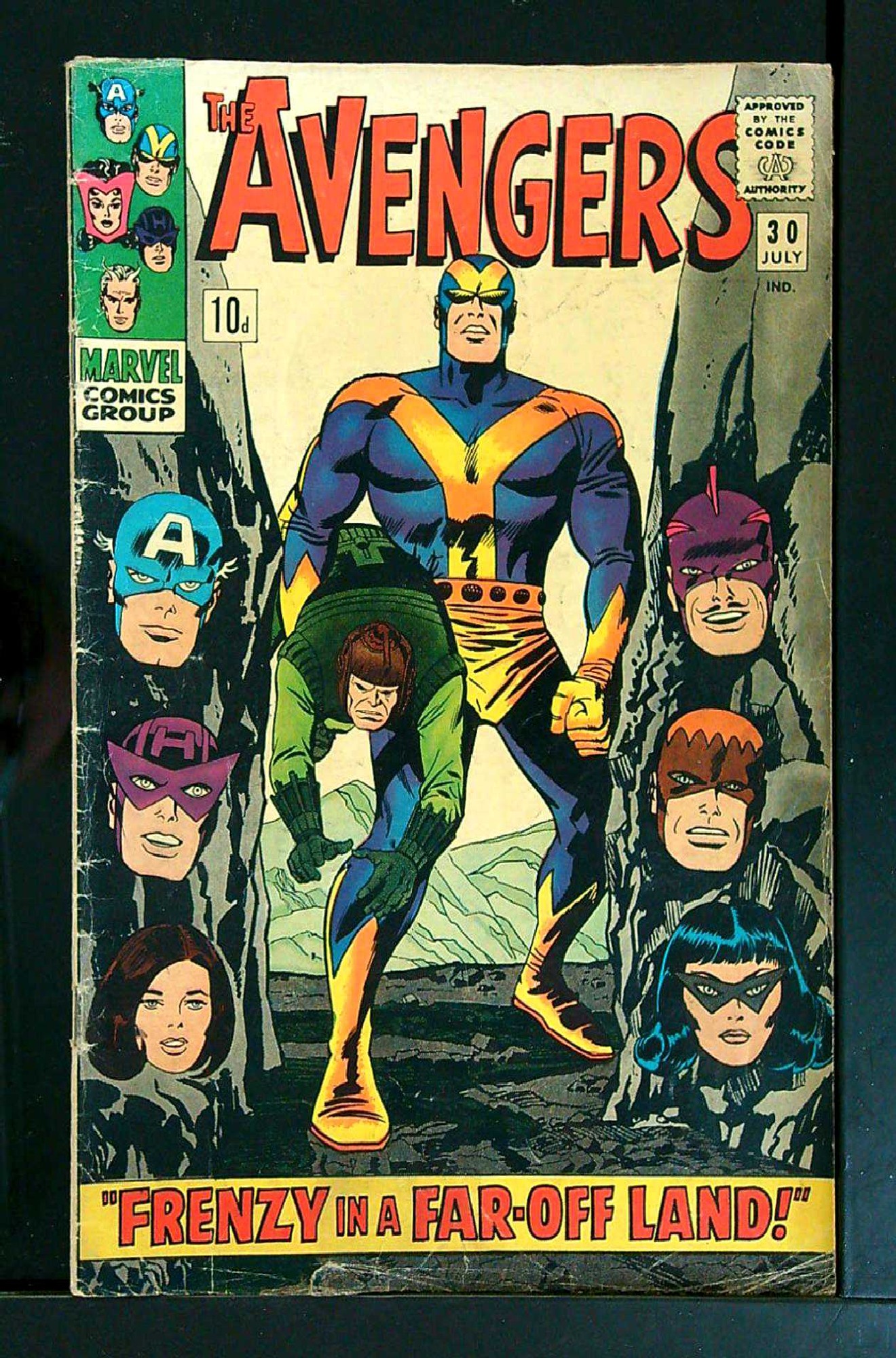 Cover of Avengers (Vol 1) #30. One of 250,000 Vintage American Comics on sale from Krypton!