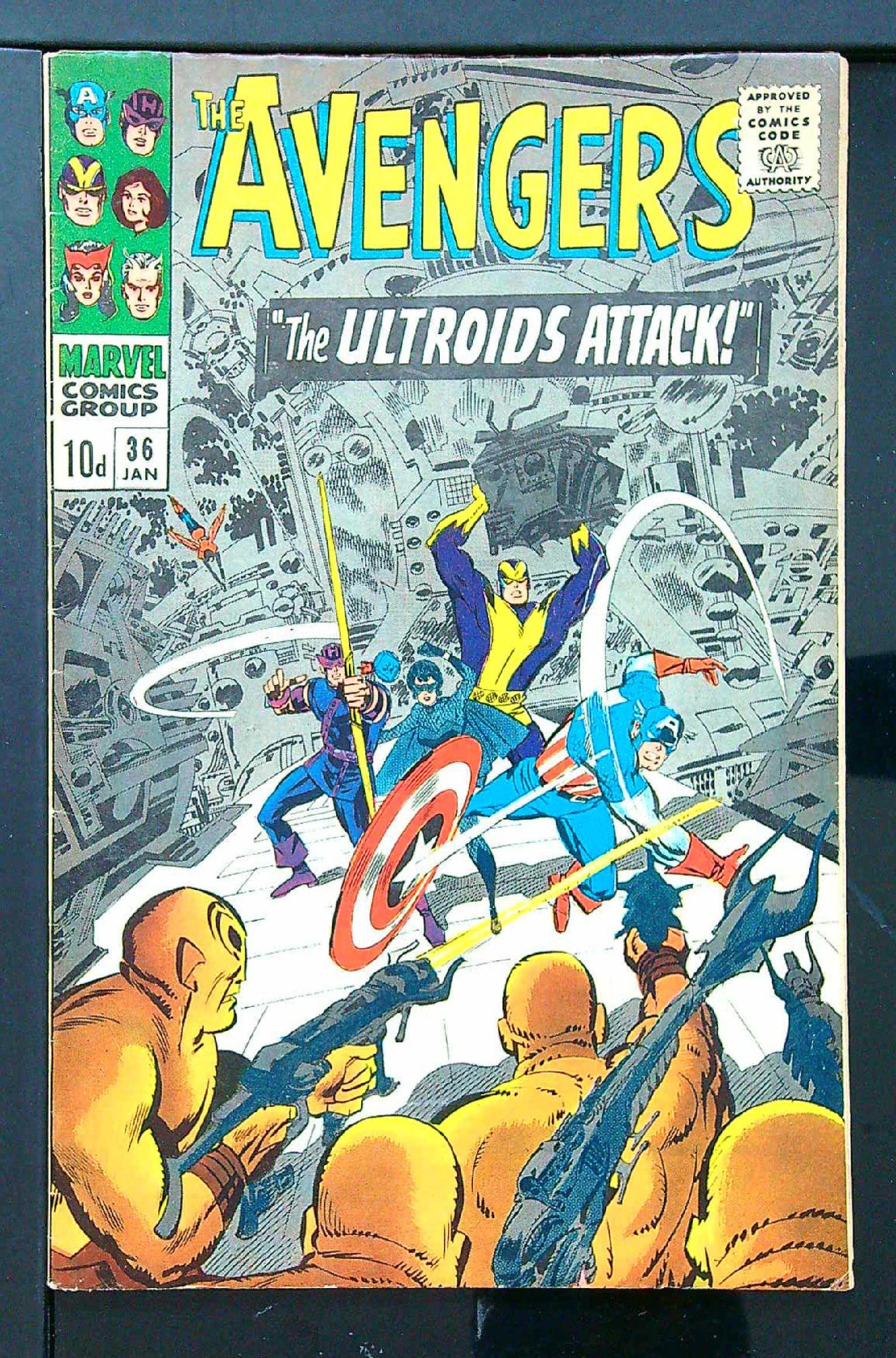 Cover of Avengers (Vol 1) #36. One of 250,000 Vintage American Comics on sale from Krypton!