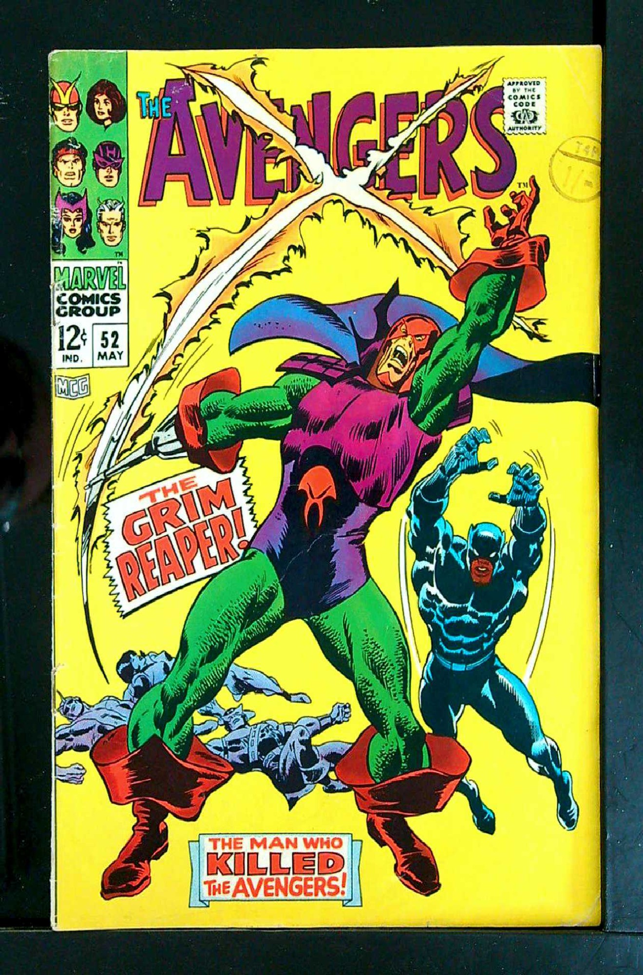 Cover of Avengers (Vol 1) #52. One of 250,000 Vintage American Comics on sale from Krypton!