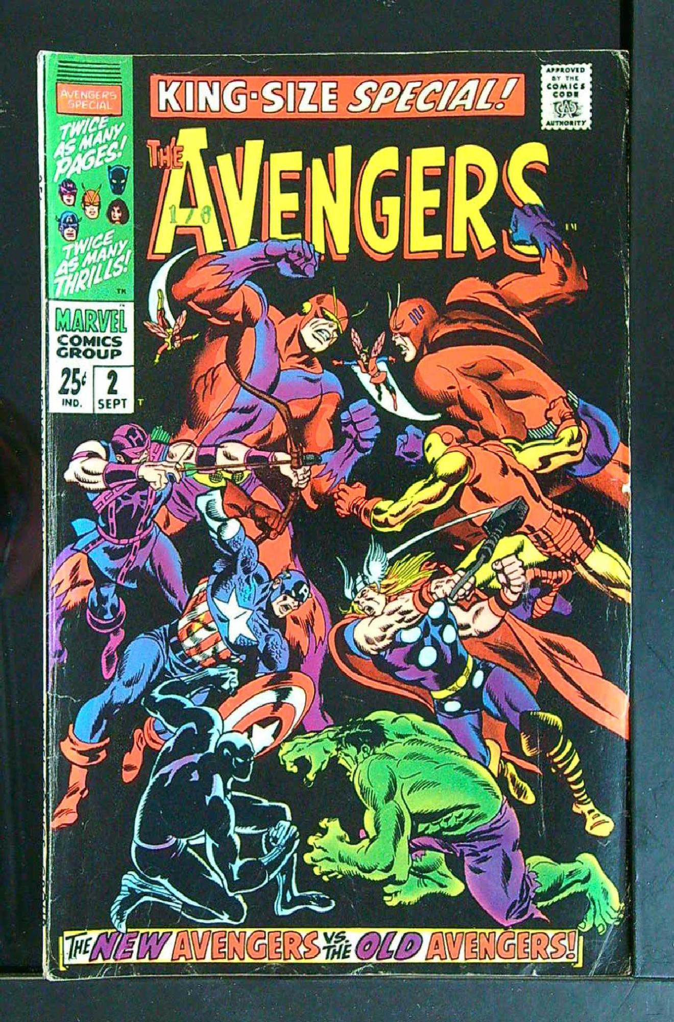 Cover of Avengers Annual (Vol 1) #2. One of 250,000 Vintage American Comics on sale from Krypton!