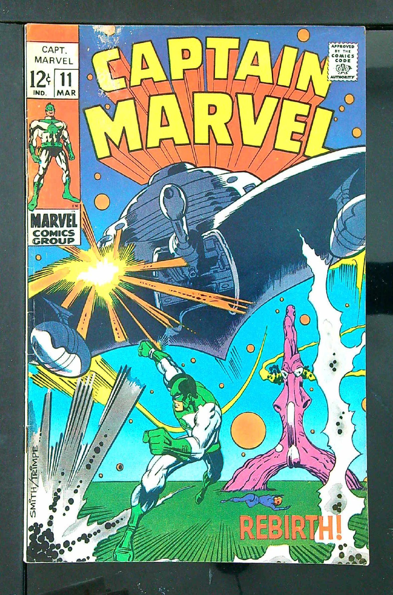 Cover of Captain Marvel (Vol 1) #11. One of 250,000 Vintage American Comics on sale from Krypton!