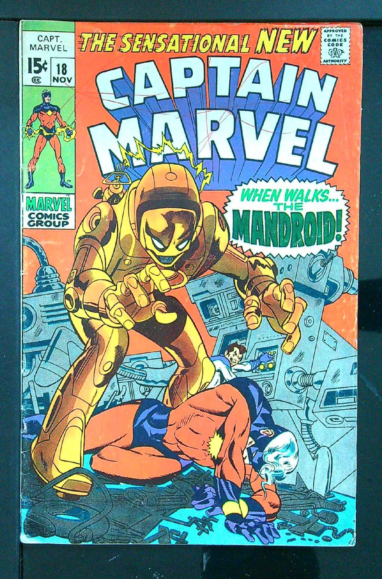 Cover of Captain Marvel (Vol 1) #18. One of 250,000 Vintage American Comics on sale from Krypton!