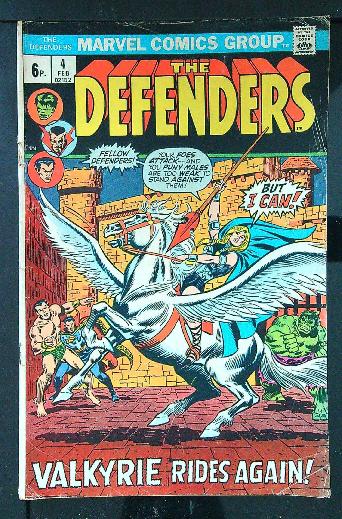 Cover of Defenders (Vol 1) #4. One of 250,000 Vintage American Comics on sale from Krypton!