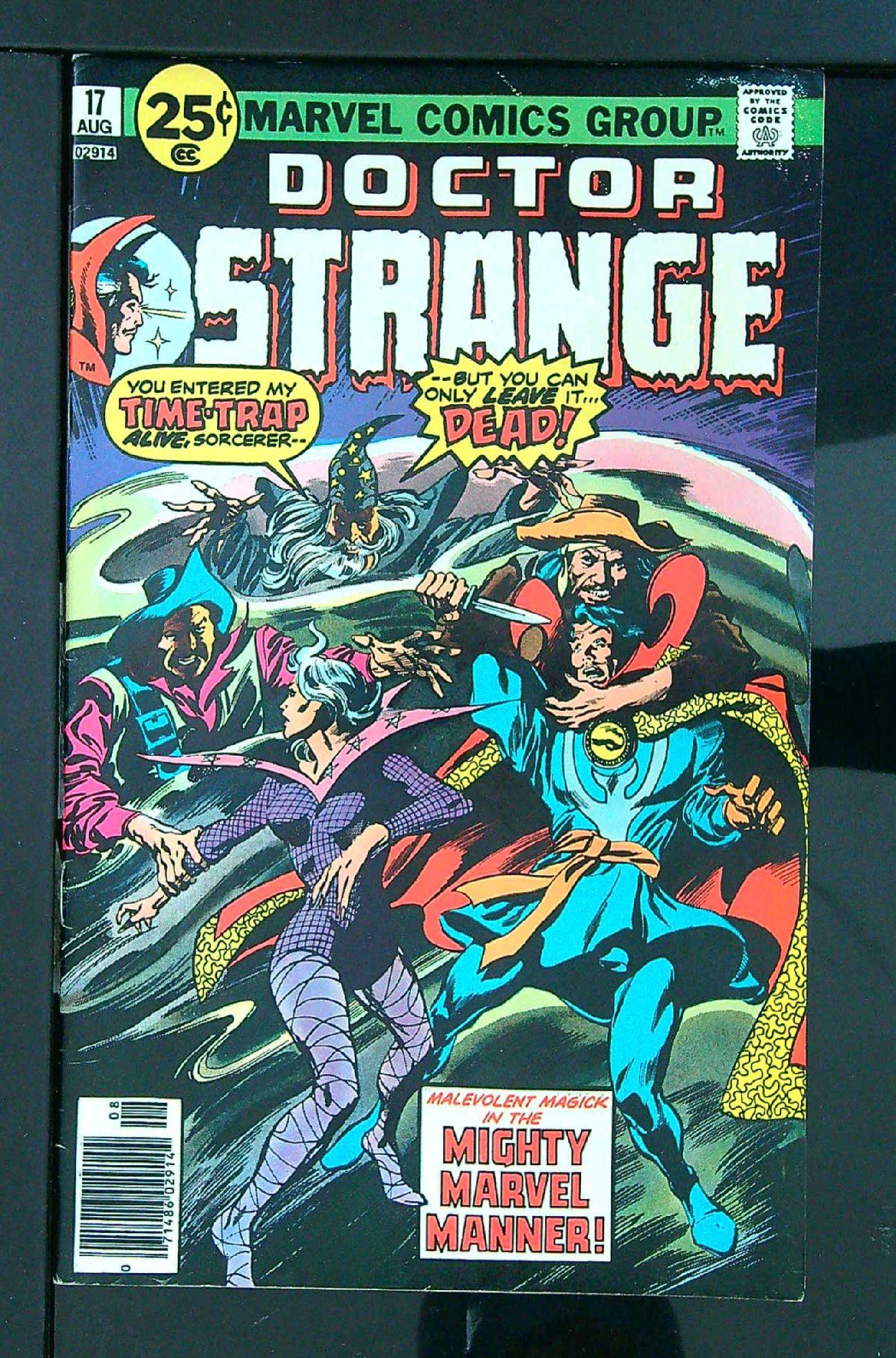 Cover of Doctor Strange (Vol 2) #17. One of 250,000 Vintage American Comics on sale from Krypton!