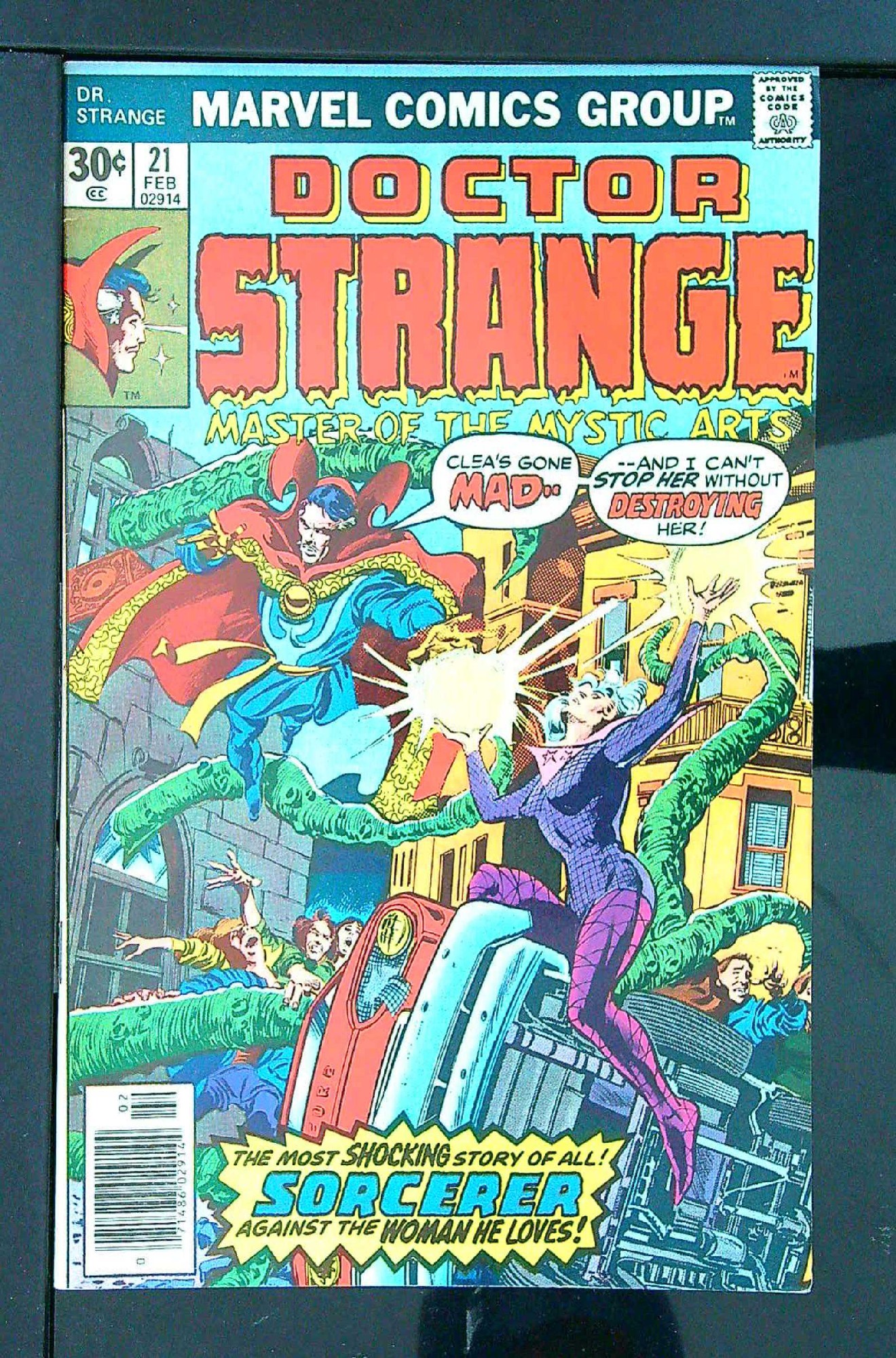 Cover of Doctor Strange (Vol 2) #21. One of 250,000 Vintage American Comics on sale from Krypton!