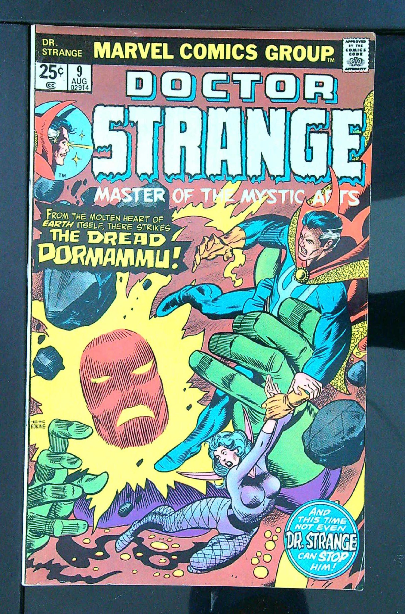 Cover of Doctor Strange (Vol 2) #9. One of 250,000 Vintage American Comics on sale from Krypton!
